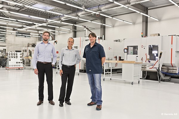Od lewej: Sascha Riesinger – dyrektor sprzedaży, Jürgen Stickel – prezes zarządu, Bernd Zepf – dyrektor produkcji, wszyscy z firmy Fetzer Medical GmbH & Co. KG z Tuttlingen.