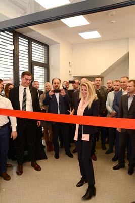 Dr Wenzel otwiera nową siedzibę firmy w Dąbrówce pod Poznaniem